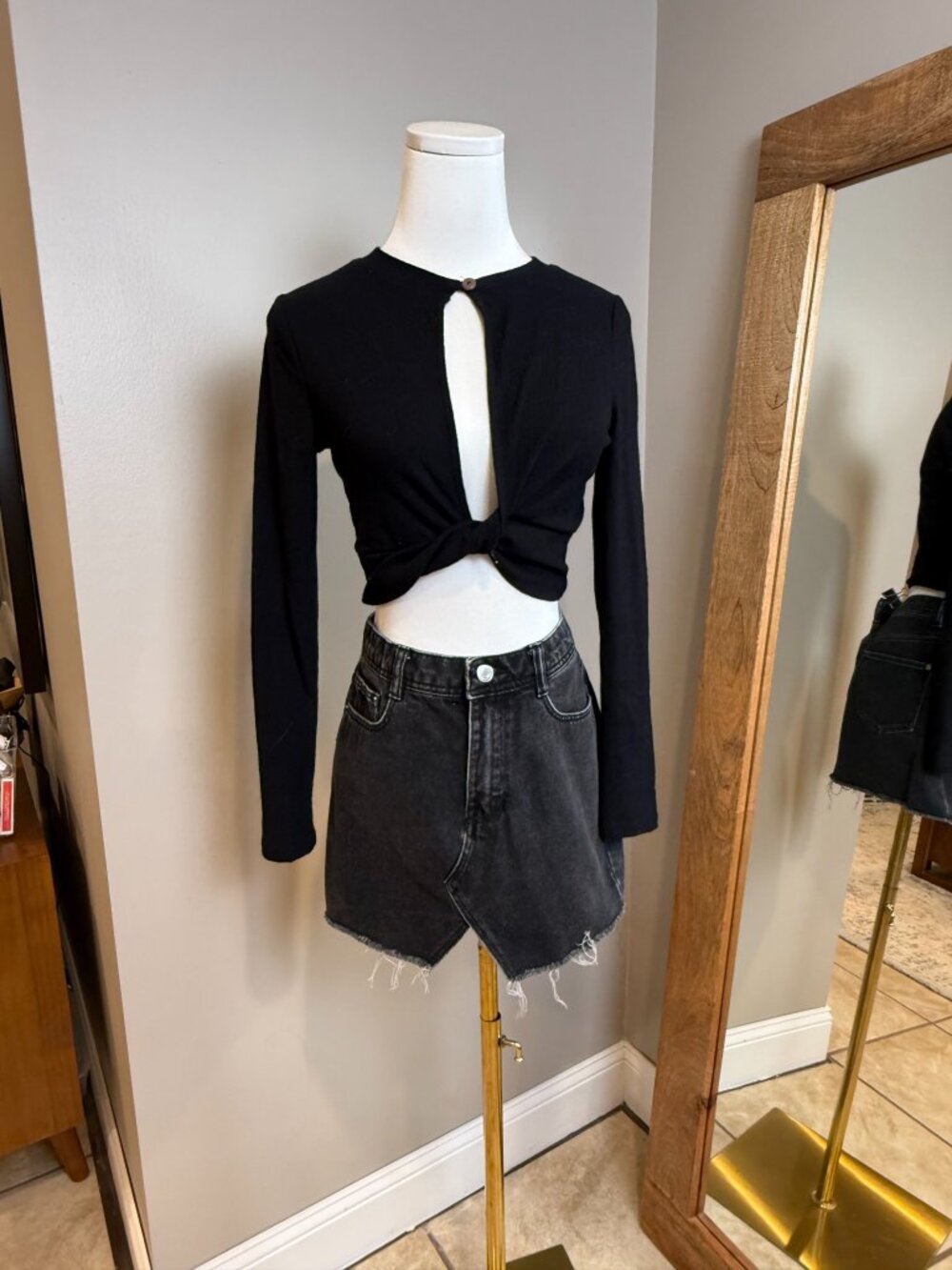 Free People Beach Black Deep V Cutout Long Sleeve Crop Top XS